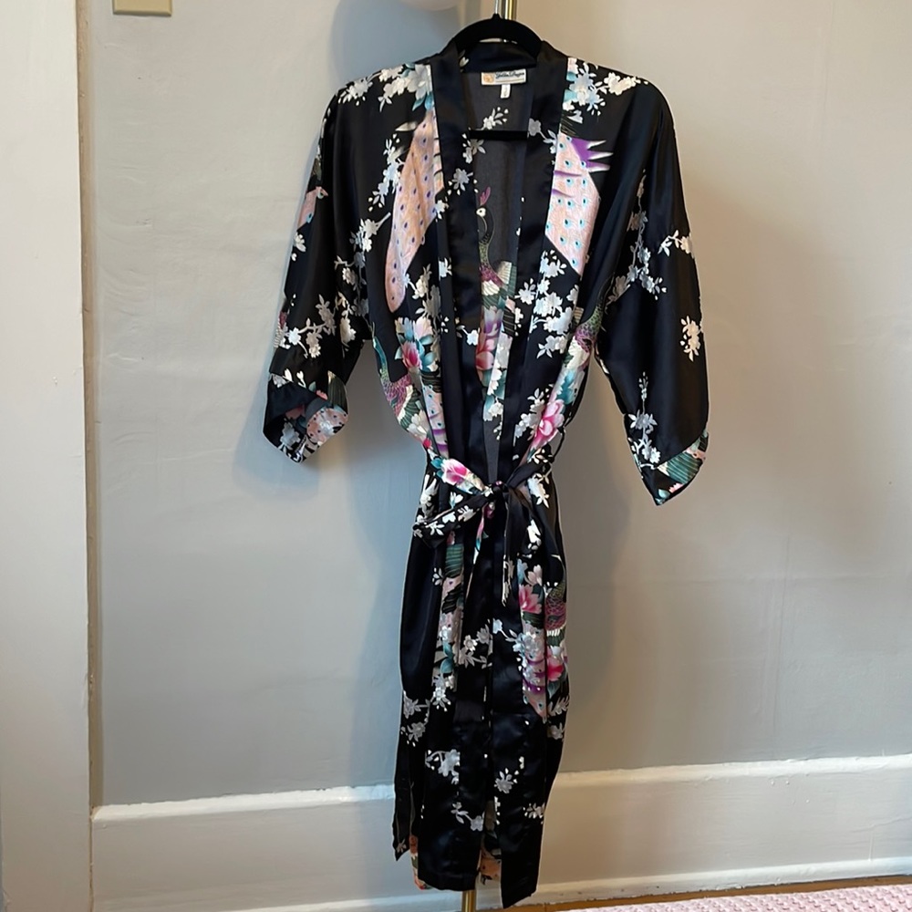 Vintage 100% Silk Peacock Robe